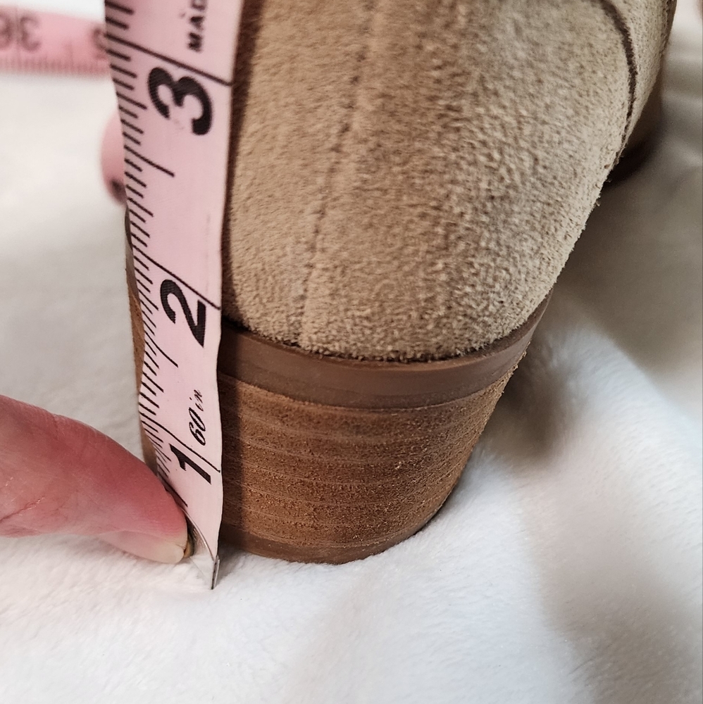 Steve Madden Taupe Besto Studded Suede Western Ankle Block Heel Booties Size 5.5 - Picture 7 of 11